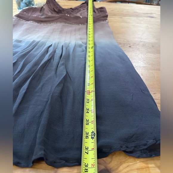Anne Klein • 100% Silk Pleated Sleeveless Brown to Grey Ombré Midi Dress Sz 14 - Picture 6 of 8